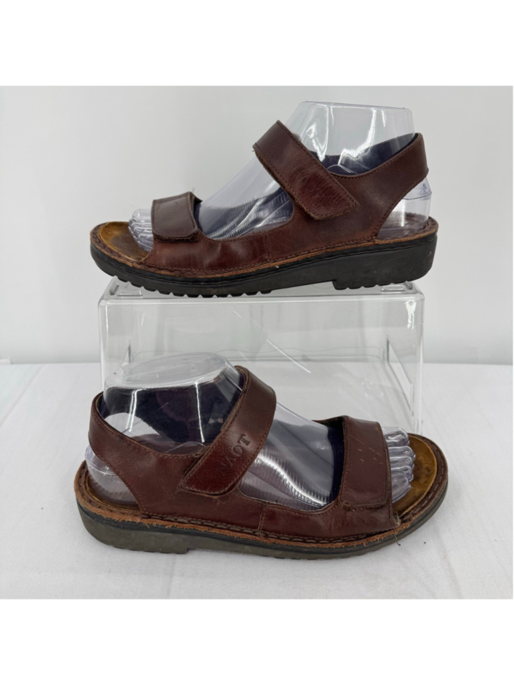 NAOT Brown Leather Sandals Made in Israel Comfort Cushioned Footbed Size 37/6.5